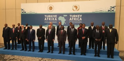 Bakan Çavuşoğlu'dan Afrikalı Bakanlara 'FETÖ' Uyarısı
