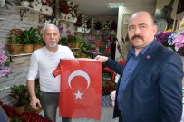 İSMET İNÖNÜ - Bozüyük Ülkü Ocakları Bayrak Dağıttı