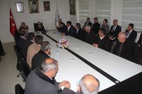 KAMU GÖREVLİSİ - Vali Ustaoğlu Açıklaması 'Bu İhanet Şebekesine Hep Birlikte Dur Dememiz Lazım'