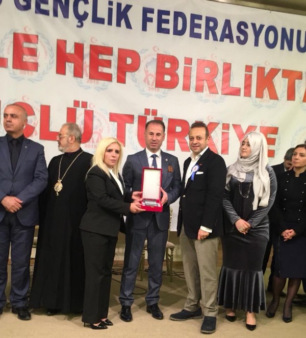 Başkan Kaya'ya bir ödül de Diriliş'ten!