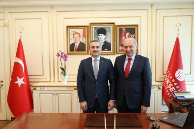 AK Parti İl Başkan Bayram Şenocak'tan, İBB Başkanı Uysal'a İade-İ Ziyaret