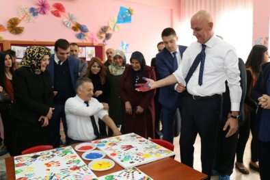 Belediyeden Otizmli Çocuklara Özel Sınıf