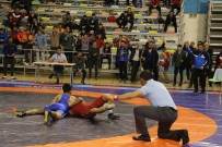 Büyükşehir Güreş Takımı Final Müsabakalarına Katılacak