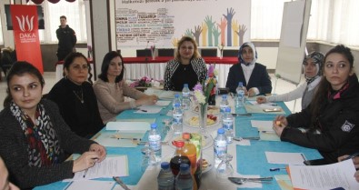 DAKA'dan Hakkari'de '11. Kalkınma Planı' Toplantısı