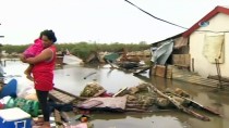 TONGA - Gita Kasırgası, Tonga'da Parlamento Binasını Vurdu