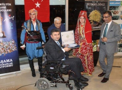 İstanbul'da Aslanapa Rüzgarı