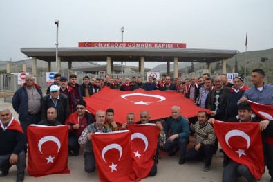 Saruhanlı Esnafından Suriye Sınırında Mehmetçik'e Destek