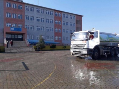 Süleymanpaşa Belediyesi Okulları Temizledi