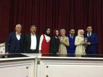 5 Dakikada Bir Nikah