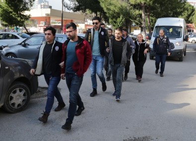Adana'da Yapılan Operasyonda 73 Şirketli Bahis Çetesinin 14 Ülkeye Hayali İhracat-İthalat' Yaptığı Ortaya Çıkarıldı