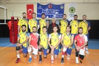 CİZRE BELEDİYESİ - Cizre Belediyesi Erkek Voleybol Takımımız Lider