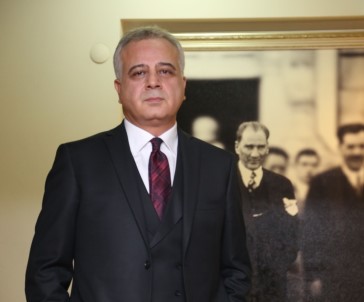 Hukuk Akademi Derneği Yönetim Kurulu Başkanı Avşar Açıklaması 'Feyzioğlu Politize Oldu, İstifa Etsin'
