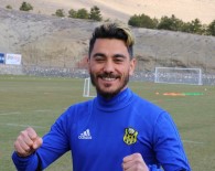 MURAT YILDIRIM - Murat Yıldırım E.Yeni Malatyaspor'da İkinci Baharını Yaşıyor