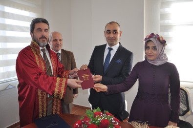 Resmi Nikahlarını Müftü Kıydı