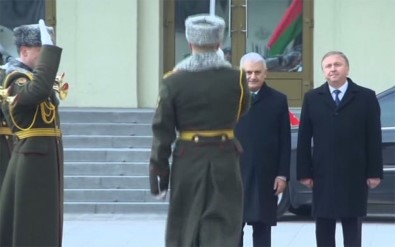 Yıldırım Belarus'ta Resmi Törenle Karşılandı