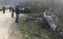EHLİYETSİZ SÜRÜCÜ - 17 Yaşındaki Sürücü Yayalara Çarptı Açıklaması 1 Ölü, 3 Yaralı