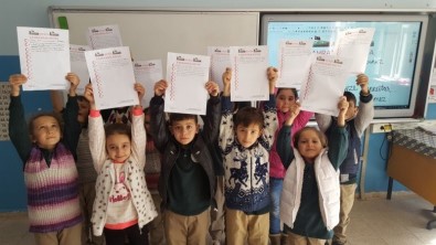 Öğrencilerden Afrin'deki Askerlere Moral Mektubu
