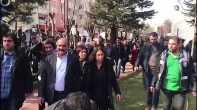 Diyarbakır'da izinsiz gösteriye izin verilmedi