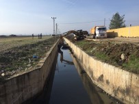 İKIZTEPE - Yağmur Suyu Kanalı Temizlenip Üstü Kapatılacak