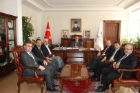 NACI KALKANCı - Başkan Öztürk Vali Kalkancı'yla Bir Araya Geldi