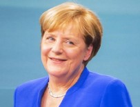 CAN DÜNDAR - Can Dündar ve Emre Uslu'nun Merkel hayranlığı kabardı