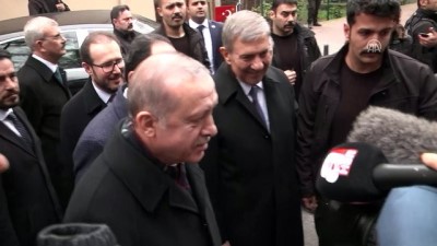 Cumhurbaşkanı Erdoğan tarihçi- yazar Kadir Mısıroğlu'nu hastanede ziyaret etti