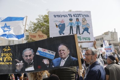 İsrailliler Netanyahu'yu İstifaya Çağırıyor