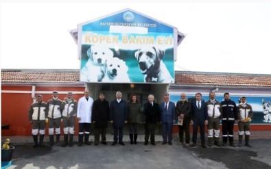 Vali Süleyman Kamçı, Kayseri Geçici Köpek Bakımevinde İncelemelerde Bulundu