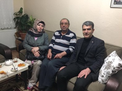 AK Parti Merkez İlçe Teşkilatı'ndan Hasta Ziyareti