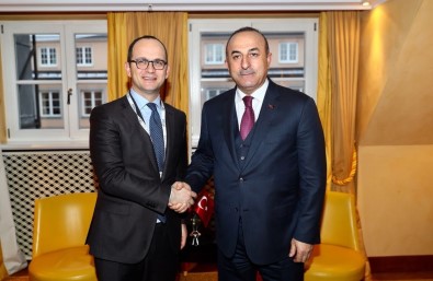 Bakan Çavuşoğlu, Arnavutluk Dışişleri Bakanı Ditmir Bushati İle Görüştü