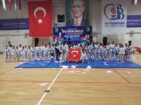 SEMİH ERDEN - Bayrampaşa'da Kış Spor Okulları Başladı