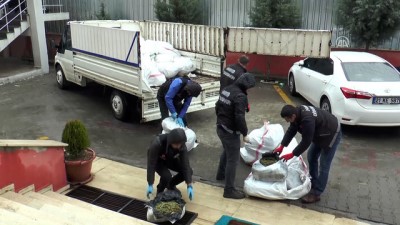 Diyarbakır'da 460 Kilogram Esrar Ele Geçirildi