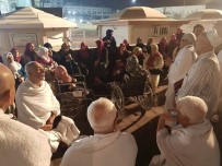 UMRE - Kartepe'li Anne-Babalar 21 Şubat'ta Dönüyor