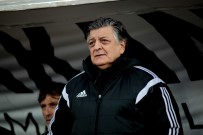 DENİZLİSPOR TEKNİK DİREKTÖRÜ - Yılmaz Vural Açıklaması İnşallah Elazığ Maçıyla Kötü Gidişi Durdururuz