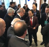 İL KONGRESİ - Cumhurbaşkanı Erdoğan'a Kendisi İçin Yazdığı Şiir Kitabını Hediye Etti