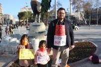 Denizli'de Bir Baba 2 Kızı İle 'Sessiz Çığlık' Eylemi Yaptı