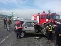 Otomobiller Çarpıştı Açıklaması 4 Yaralı