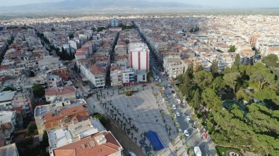 Basıncın Aniden Artması Ana Su Borusunu Patlattı