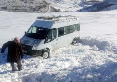 Bingöl'de Buzlanma Kaza Getirdi Açıklaması 10 Yaralı