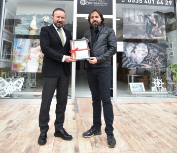 Örnek İşyeri Sahiplerin Belgelerini Başkan Doğan'dan Aldılar