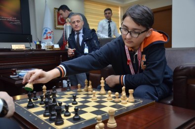 Türkiye Şampiyonu Satranççı Tanrıverdi Açıklaması 'Hedefim Dünya Şampiyonu Olmak'