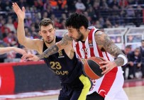 Fenerbahçe Atina'da Dağıldı