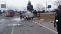 Kütahya'da Korkutan Araç Yangını