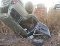 Otomobil Çamura Saplandı Açıklaması 3 Yaralı