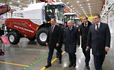 Rus Lider Putin Açıklaması 'Başkan Seçilmezsem Traktör Şoförü Olacağım'