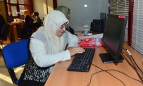 BARIŞ MANÇO - 70'Lik Nine Bilgisayar Kurdu Oldu