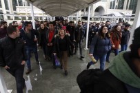 HALKEVLERI - Antalya'da İzinsiz Açıklamaya Polis Müdahalesi