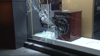 Bağdat Caddesi'nde 50 Metre Arayla İki Soygun