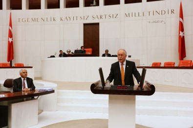 CHP'li Bektaşoğlu, İşsizlik İçin Araştırma Komisyonu Kurulması Önergesi Verdi