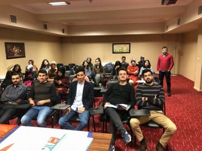 Erzincan'da Avukatlara Staj Eğitim Programı Düzenleniyor